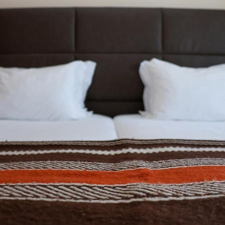 レゲンゴス・デ・モンサラーシュ Raiz Alentejana II Bed & Breakfast エクステリア 写真